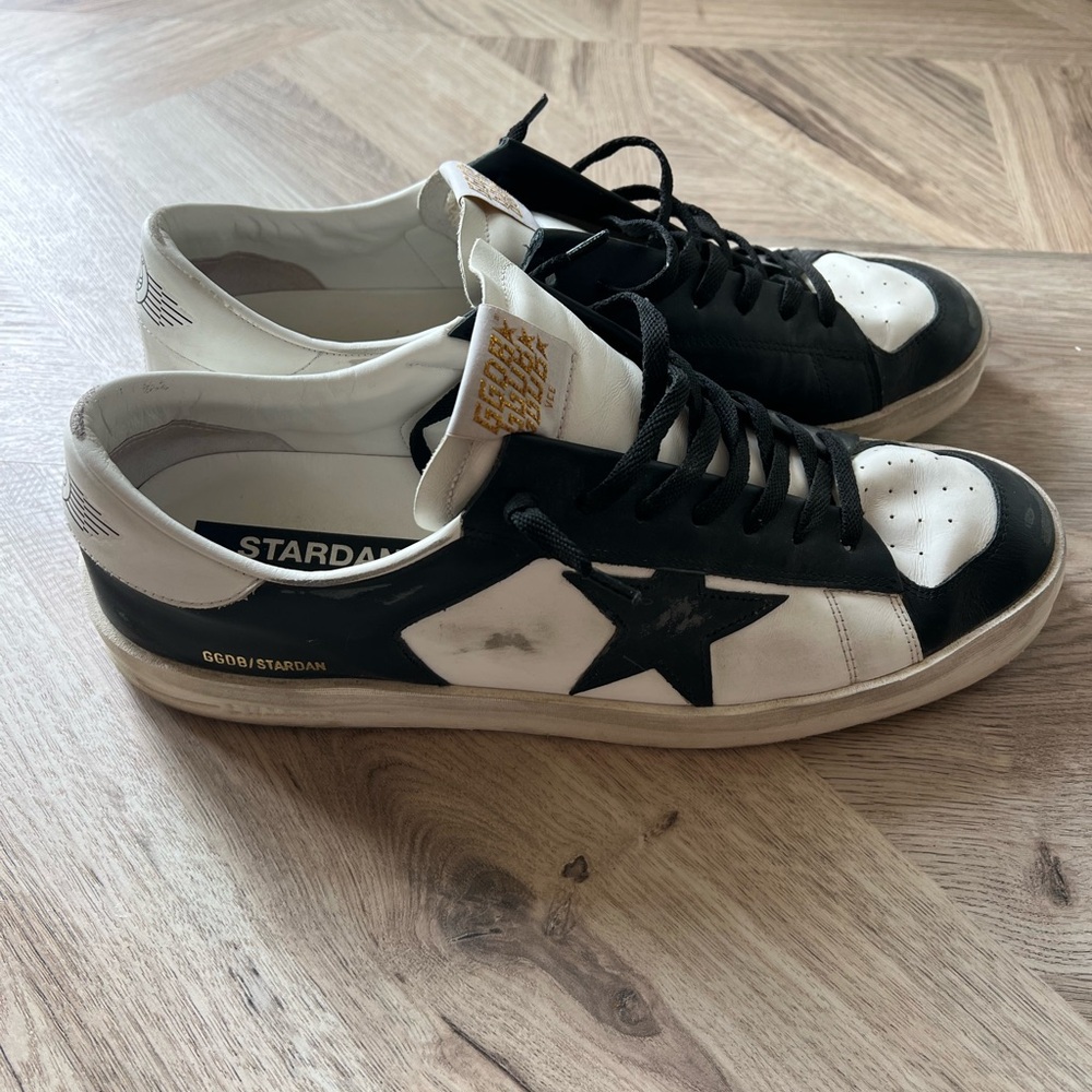 Authentic Golden Goose Black and White Stardan Men's Sneakers
